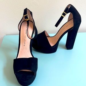 Chinese Laundry Avenue EUC Size 8